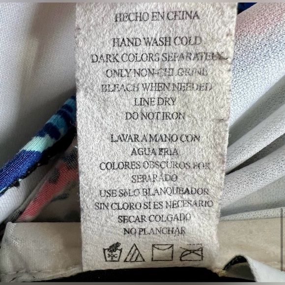 24th & Ocean Estilo flyaway tankini swim top. 
Size: Medium - Picture 10 of 11